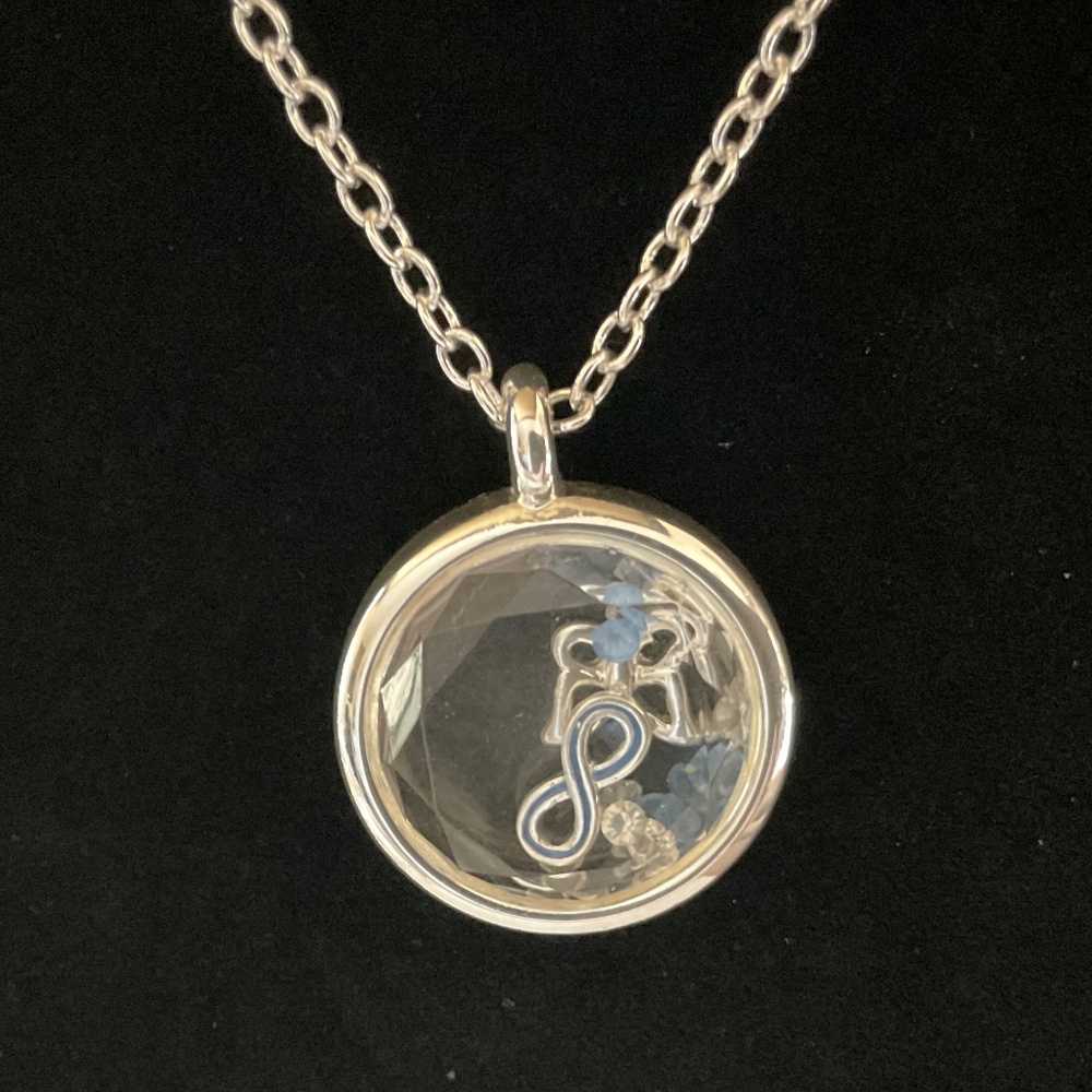 Avon Empowerment Shaky Necklace Silver Hoop Earrings, Blue Infinity Bracelet - Picture 3 of 9